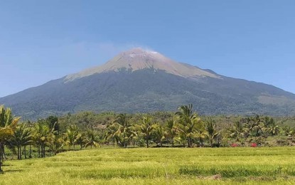 negocckanlaon-volcano