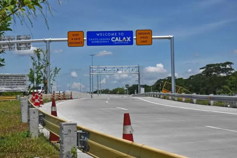 Cavite-Laguna-Expressway-CALAX