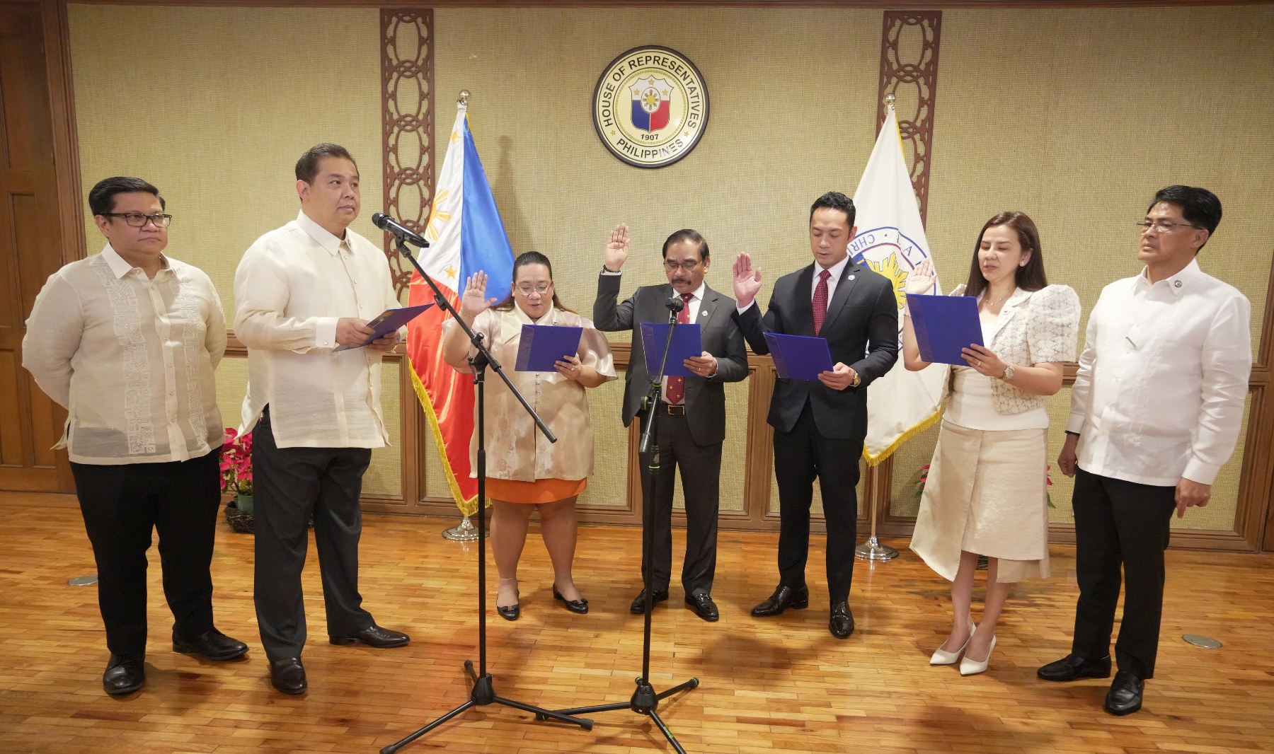 IMG-ed83446055de325a395b368ab261457b-V