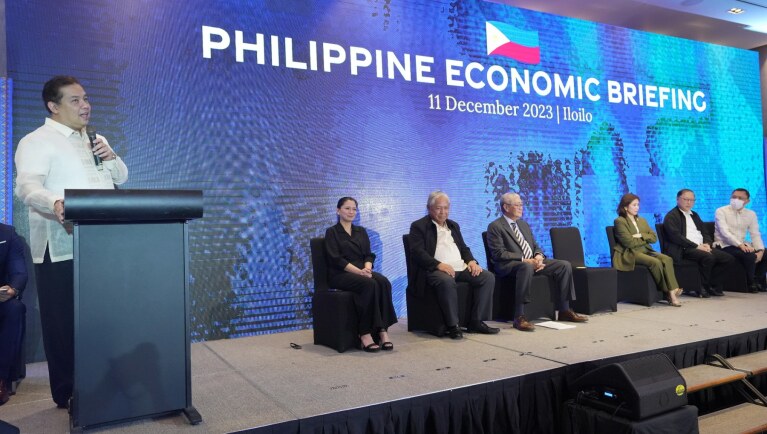 IMG-ec8c6624f6c6e935a602e62f2a8eee8b-V