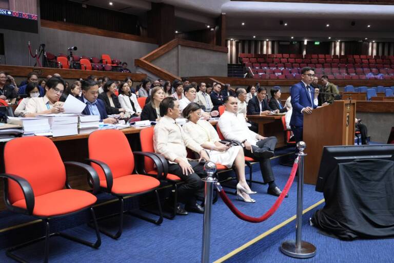 IMG-53093056564f4a2483106afbc24a3155-V