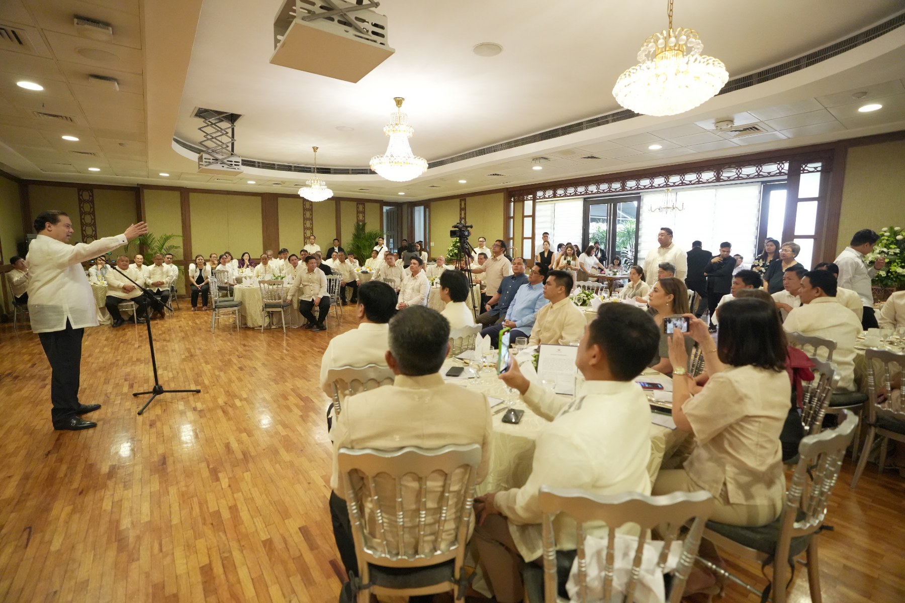 IMG-99c08d36cdc18fa1ea6034c1fe279472-V