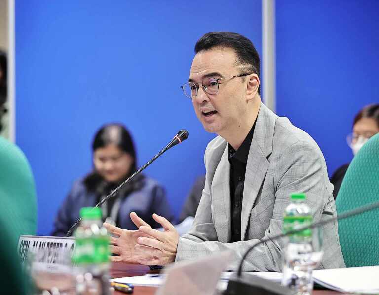 received_1243772733437492