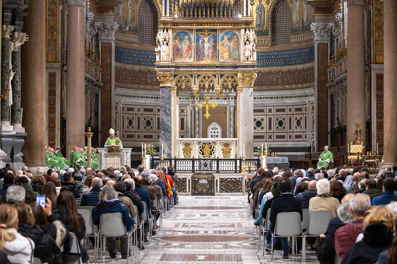 massforpopefrancis1022325-copy