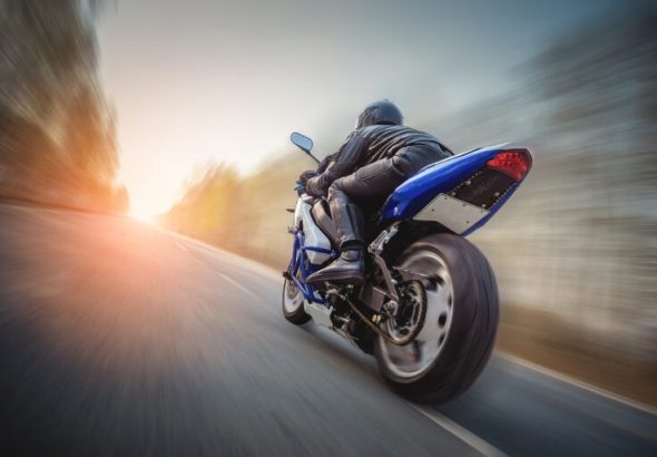 Motorcycle-racing-768x513